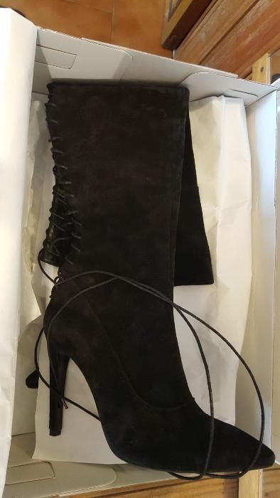 Cizme peste genunchi cu siret la spate din piele intoarsa Ana Kaloni