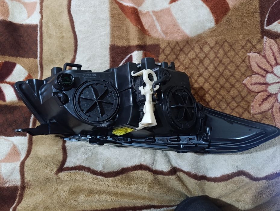 Фара на хундай Genesis