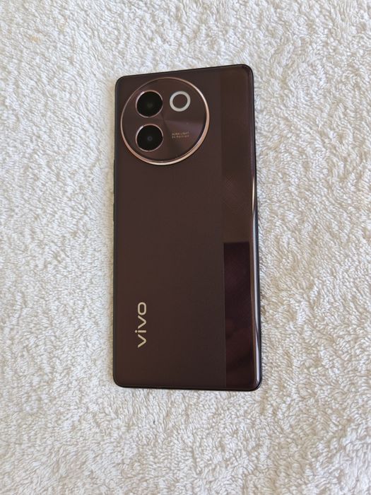 Vivo V 30e 5G  8+8/256GB IDEAL