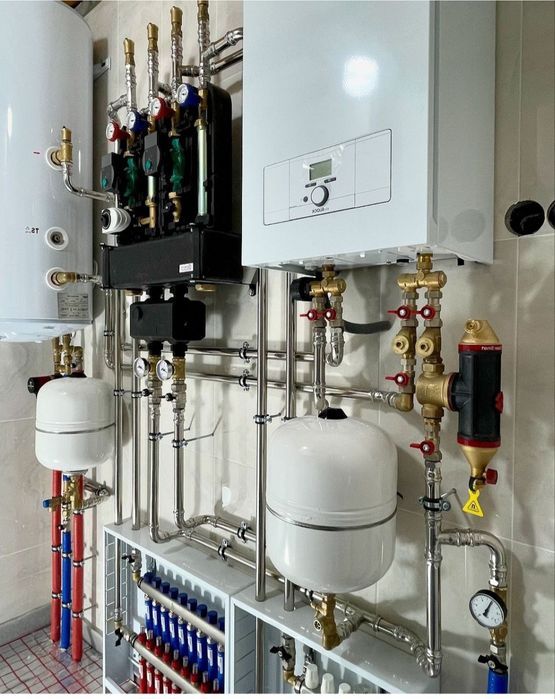 Сантехник топли пол