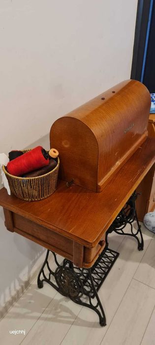 Masina De Cusut Singer