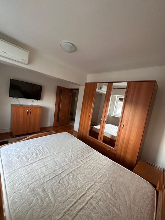 Apartament de închiriat