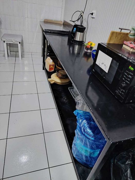 Оптом сотилади .