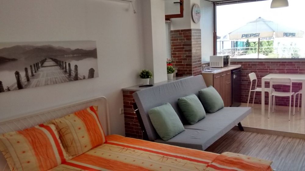 Дава се под наем Едностаен апартамент в Китен - 35 кв.м за 34.68 € - Снимка #1