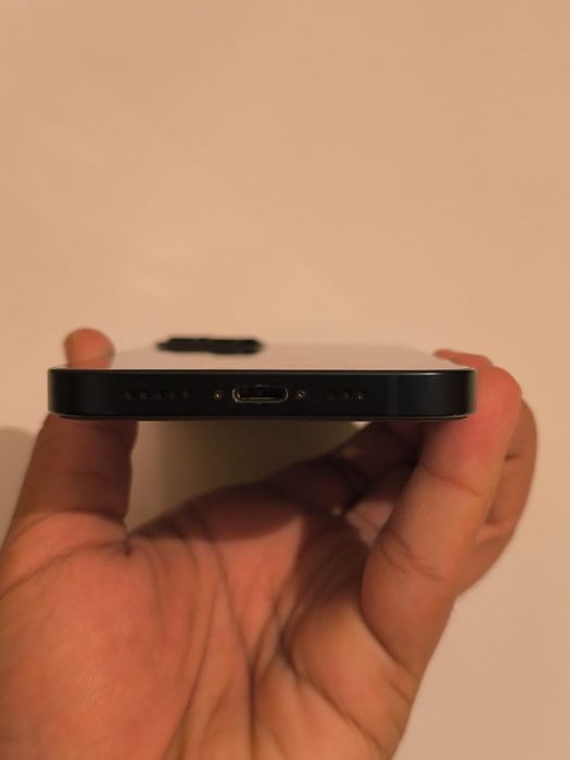 iphone 13 Midnight