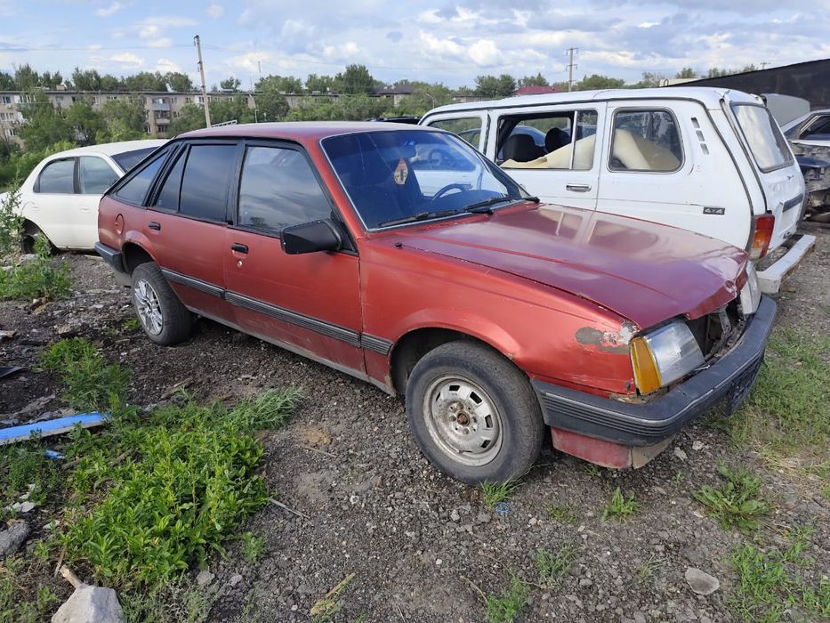 Опель Аскона по з.ч