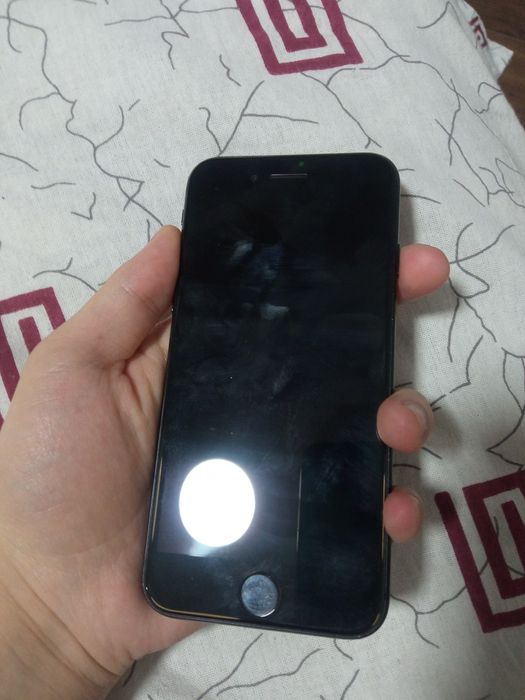 Iphone SE айфон се