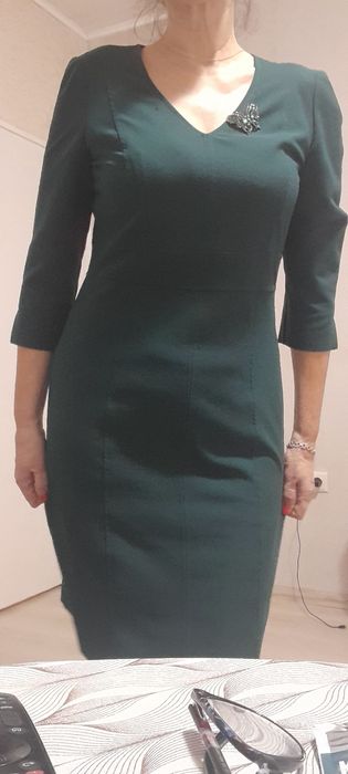 Елегантни рокли Л