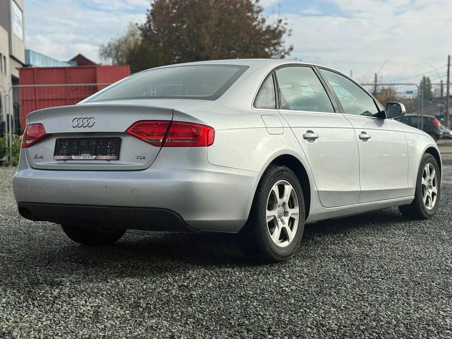 AUDI A4 2012 — imagine 4