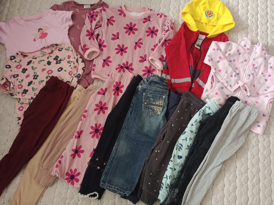 Пакет одежды для девочки 2-3 лет ( за все 2000)