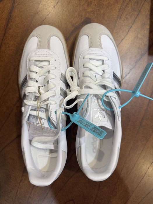 Новые кроссовки Adidas Samba