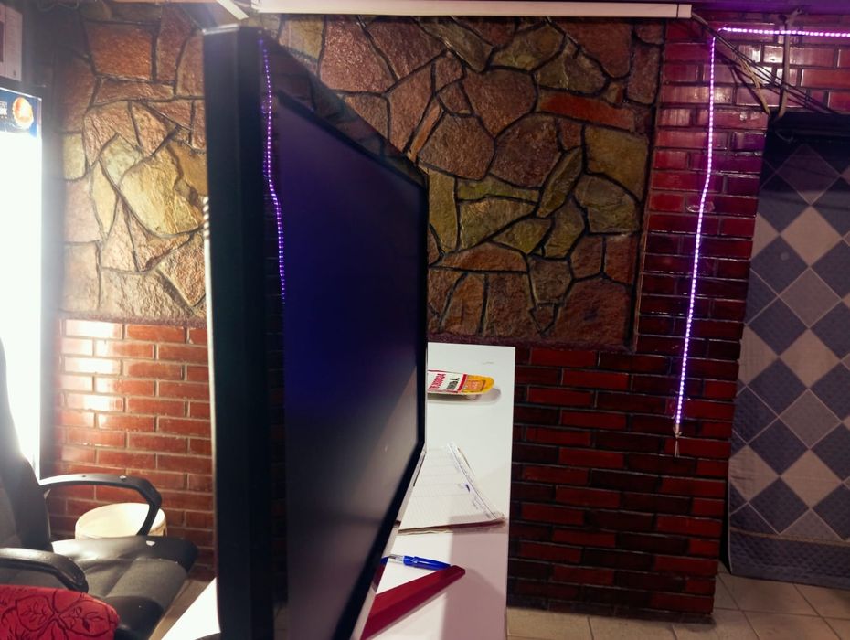 Монитор Асер 165 грц в отл состоянии