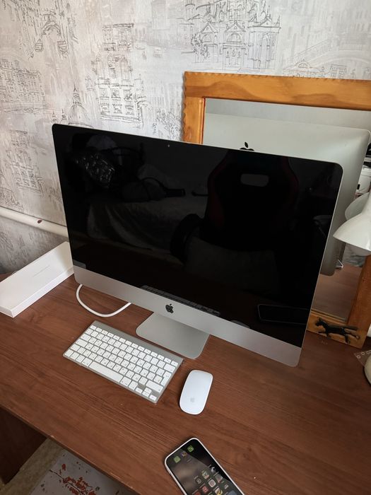 Apple iMac в отличном состоянии, комплект