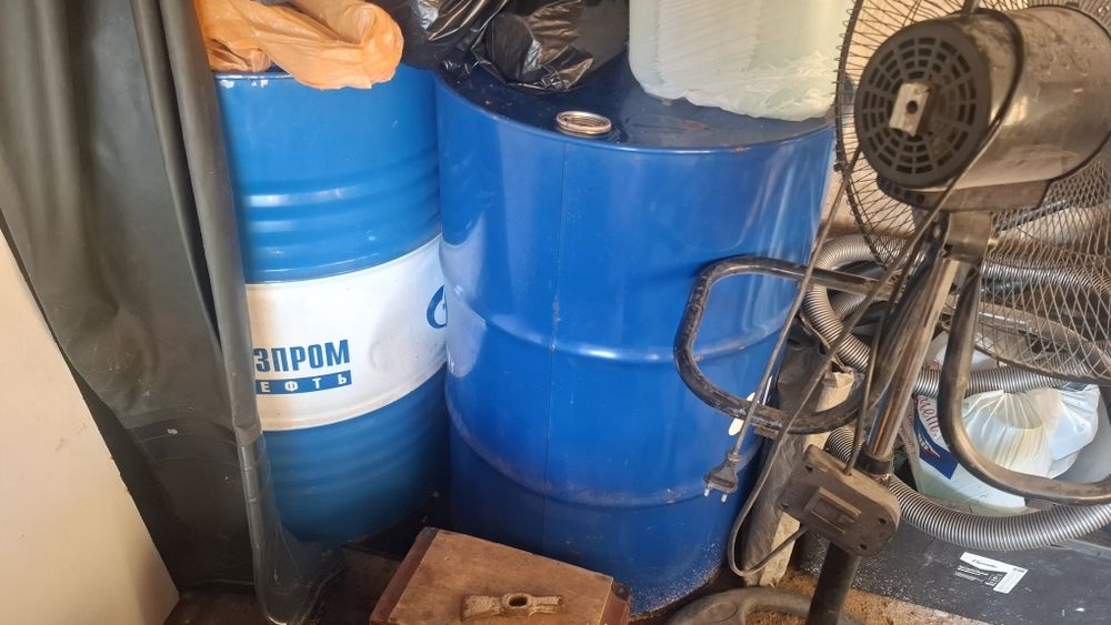 Продам бочки 200л