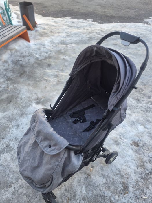 Продаётся Каляска