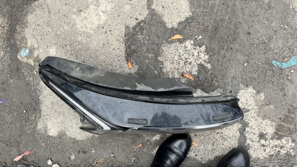 Продам фары Kia K5