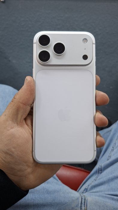 iPhone 17 pro max 256