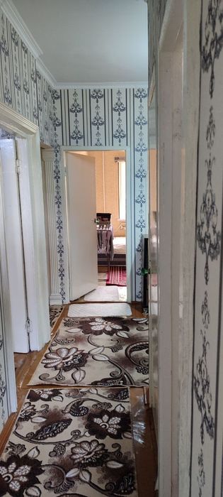 Qarshi Shahri, paxtazor m/,t, 3 xonali Uy sotiladi.