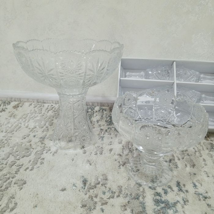 Chinni idishlar sotiladi