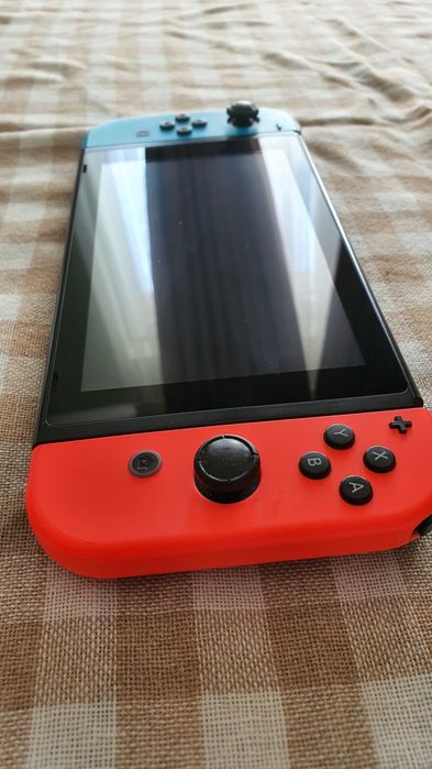 Nintendo Switch OLED + 3 игри