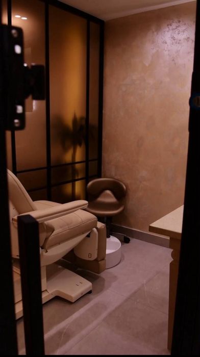 Продается салон красоты с готовым арендатором за 2000$