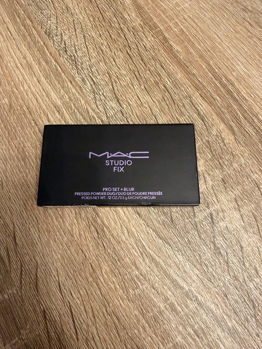 MAC Studio Fix Pro Set + Blur Pressed Powder duo