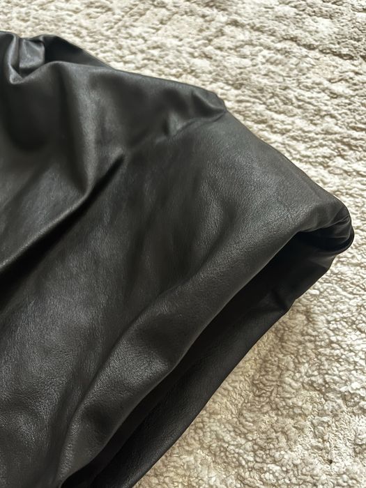 Rochie neagra Zara