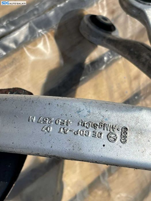 Fuzeta cu Butuc Rulment Stanga Fata Audi A8 D3 2002 - 2010 Cod 4E0257M