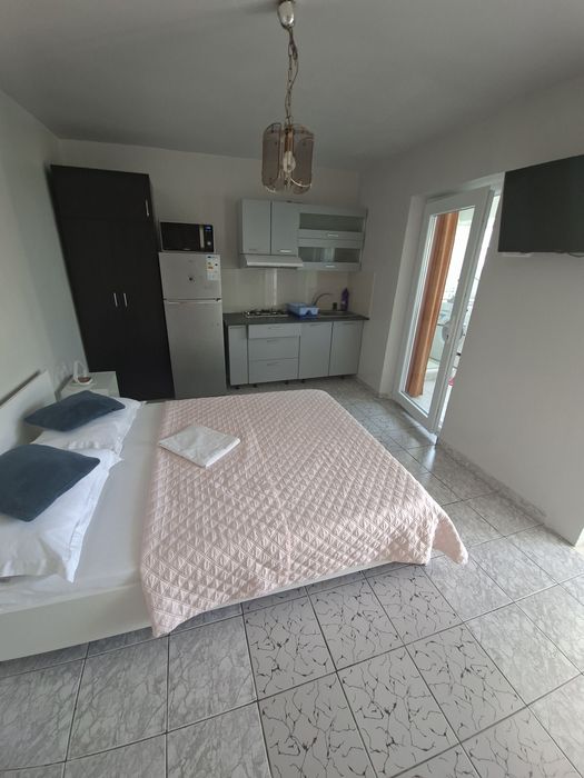 Garsonieră de închiriat zonă Faleză Nord