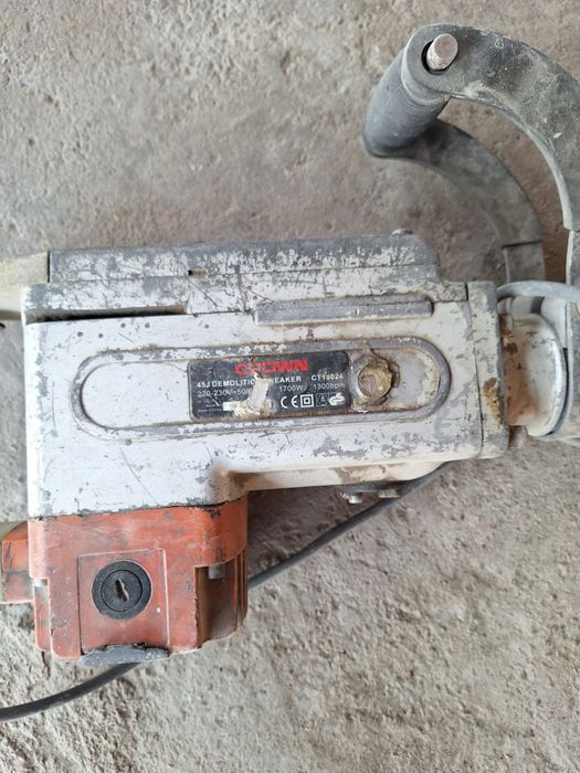 Продам отбойник электрический