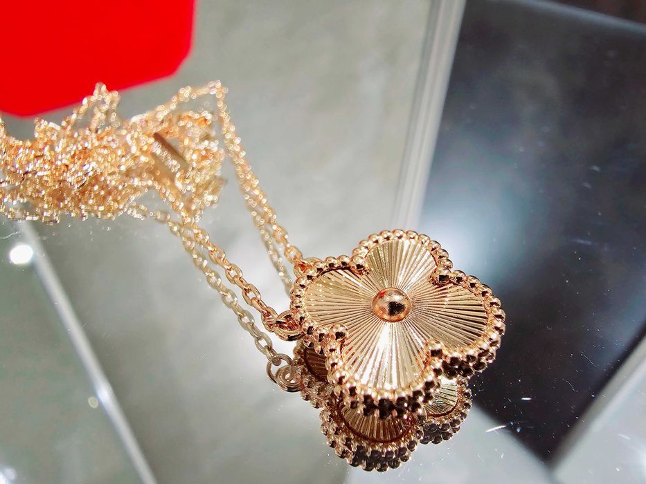 Van Cleef & Arpels VCA Rose Gold 1 Motif Alhambra Clover Дамско Колие