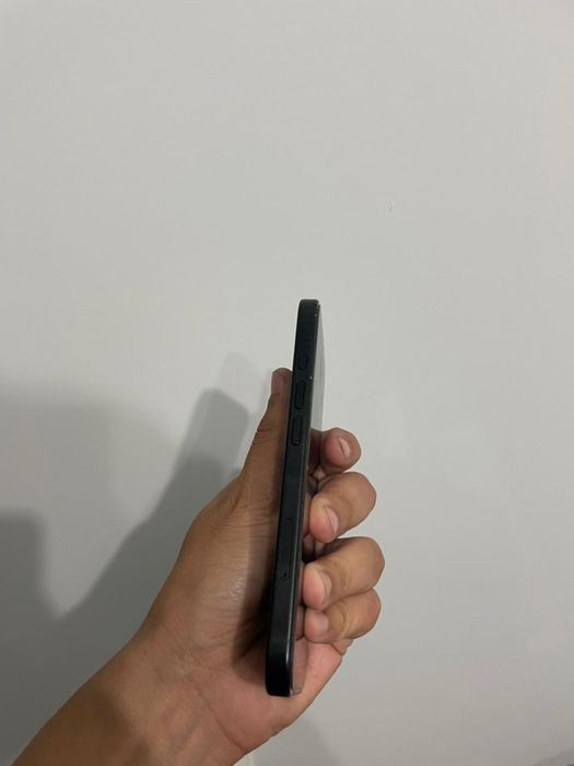 Iphone 16 каробка документ есть