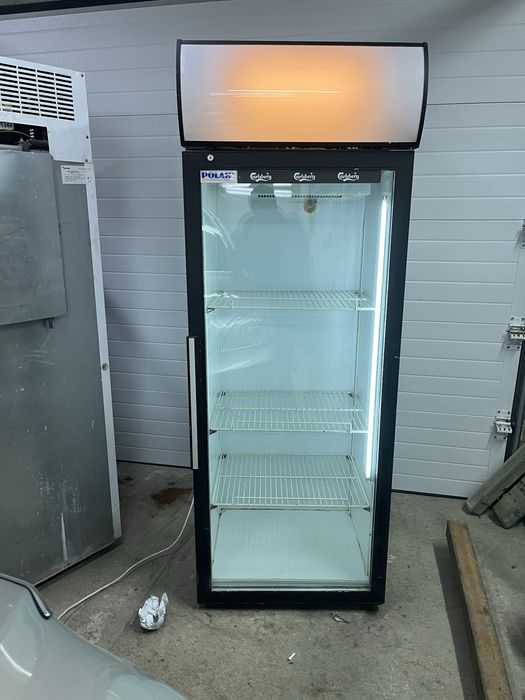 Холодильник в хорошем состояние