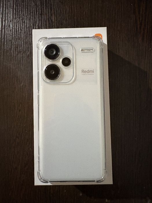Redmi Note 13 pro plus 5g в идеальном состоянии