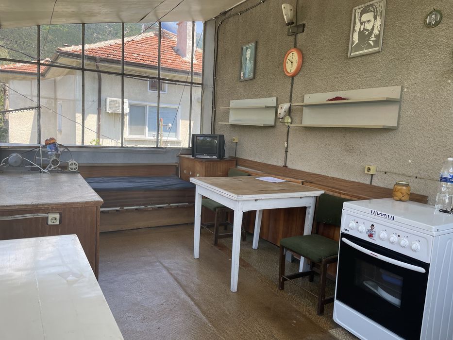 Продава се Къща в Карлово - 177 кв.м за 848 €/кв.м - Снимка #12