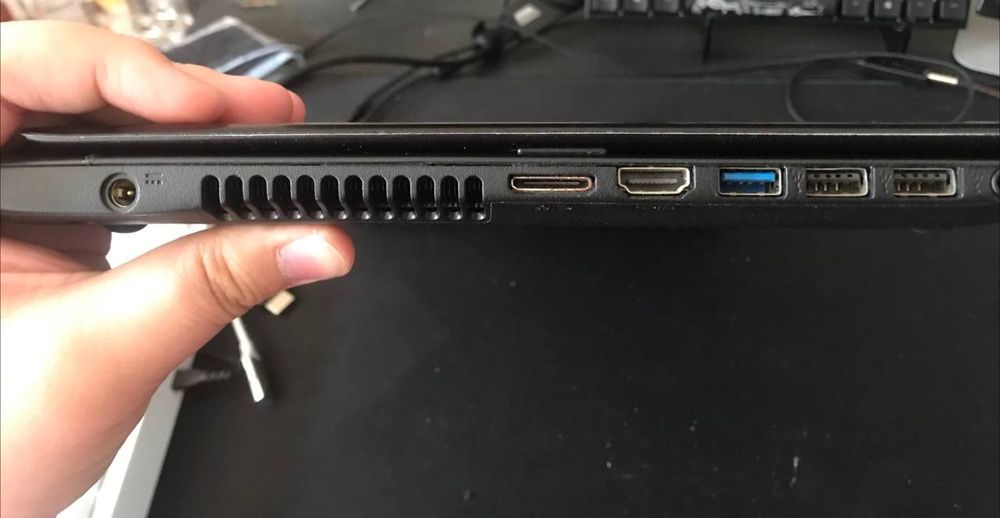 Acer Aspire notbuk sotiladi i5/8GB RAM/256SSD