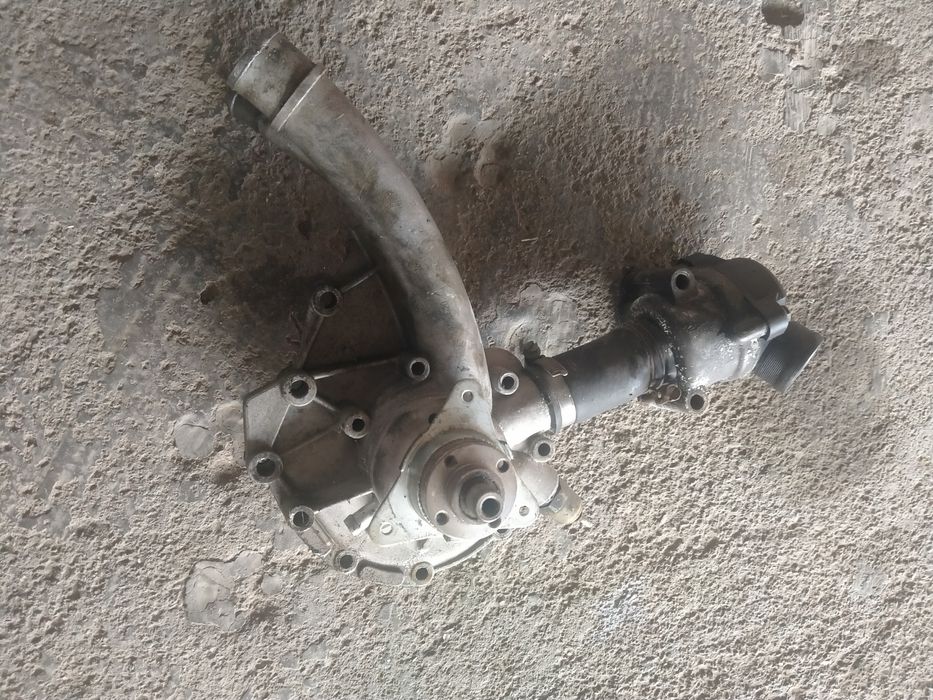 продам Запчасти от mercedes 124