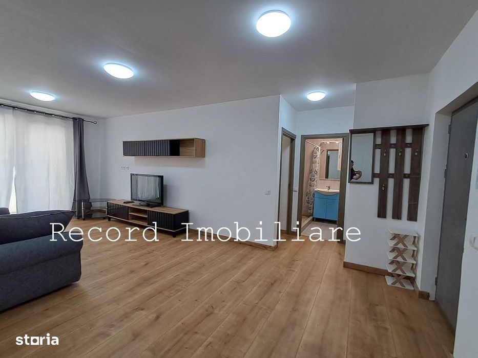 Apartament 2 camere decomandate,et.1, garaj str.Eroilor, Floresti — fotografia 1