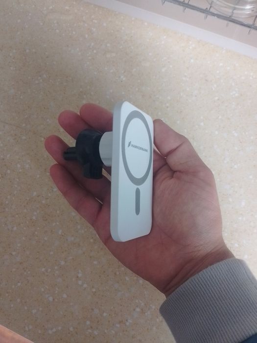 Беспроводной зарядка продаётся