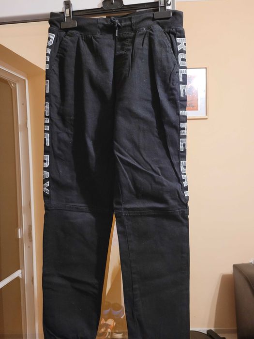 Pantaloni copii, marimea 164