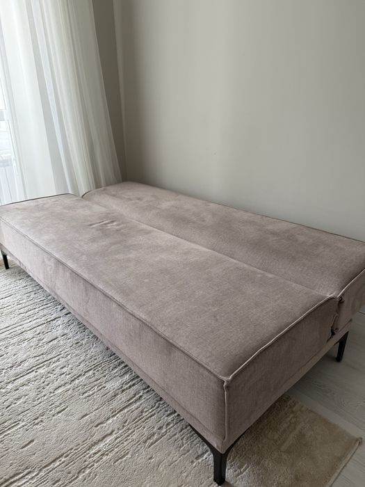 Диван-тахта продам (почти новый)