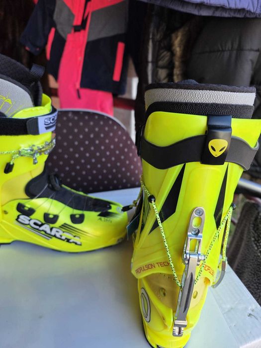 Bocanci pentru ski - SCARPA - MARIME 46 / 10 *NOU CU ETICHETA*
