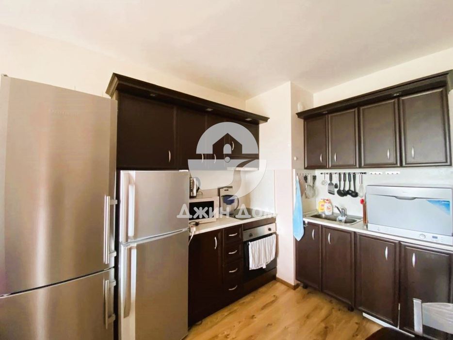 Продава се Тристаен апартамент в Обзор - 100 кв.м за 919 €/кв.м - Снимка #3