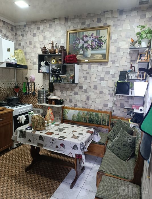 Сдаю комнаты парням с рестараного бизнеса. таксистом работающим в днев