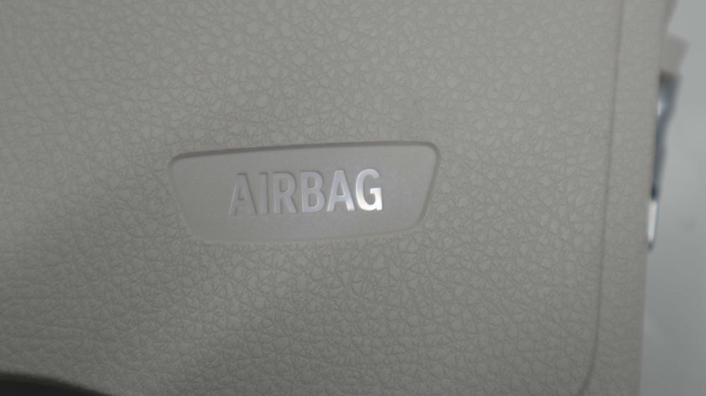 Еърбег шофьорска седалка Еърбег предна лява седалка БМВ Ф06 БМВ Ф13