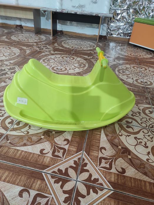 Детская пластиковая качалка-балансир