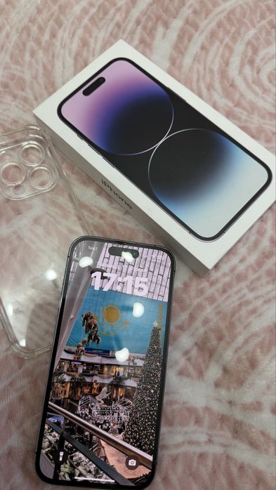 Продаю Айфон 14 про