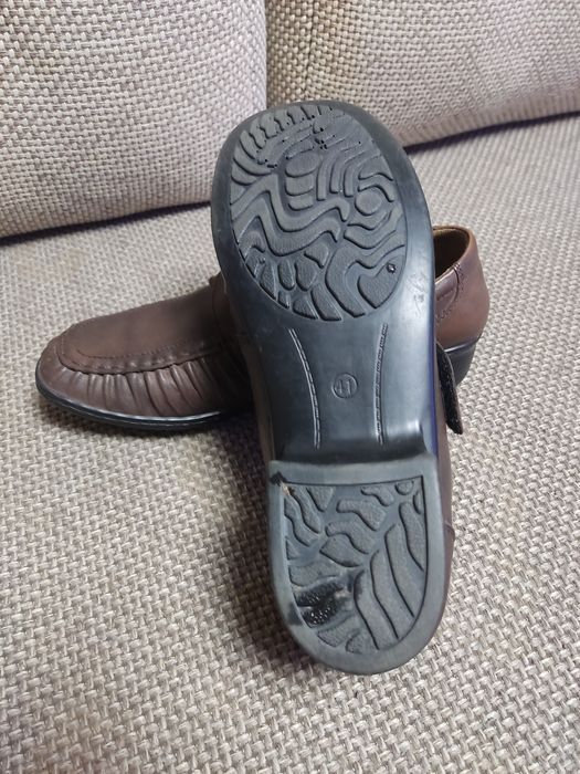 Продам туфли женские