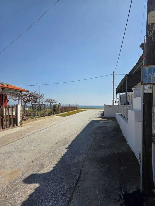 Къща на 50 метра от морето – Неа Врасна!