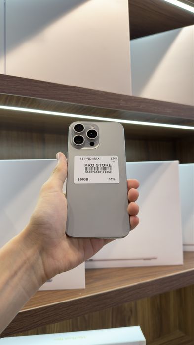 iphone 15 pro max naxtka